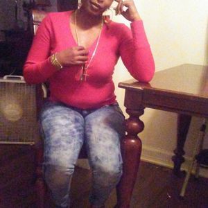 Meet your Posher, Makea